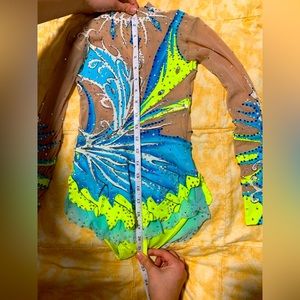 Rhythmic gymnastics/Ice skating leotard in size 9-10-
